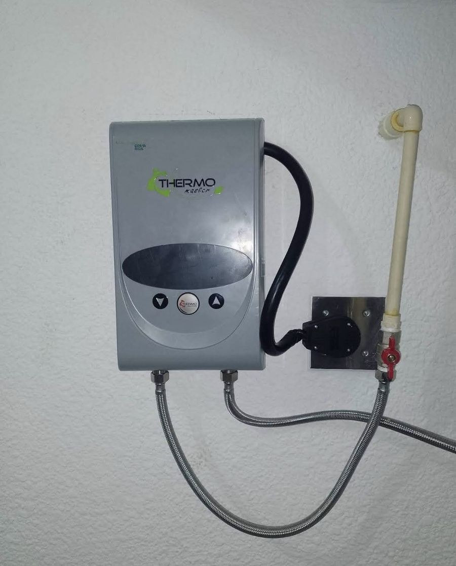 Instalación de termo eléctrico